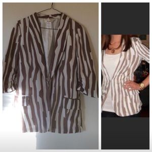 3/4 length sleeve blazer